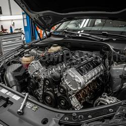 VOLKSWAGEN TOUAREG V6 ALTITUDE TDI CJMA 2013 - Reliable Engine Option